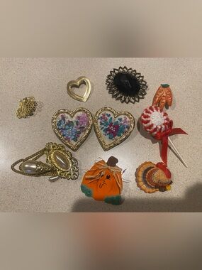 Vintage Pin Lot